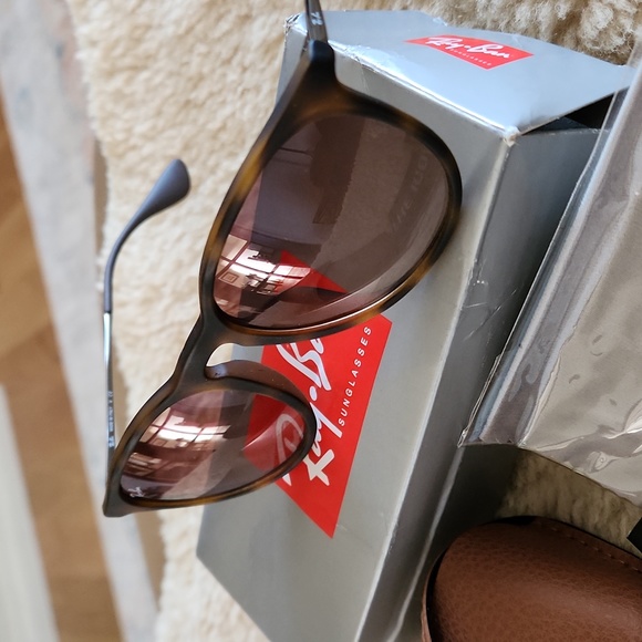 NWT IOB Ray Ban Erika Havana Tortoise Framed Women's Sunglasses 😎 - Picture 2 of 16